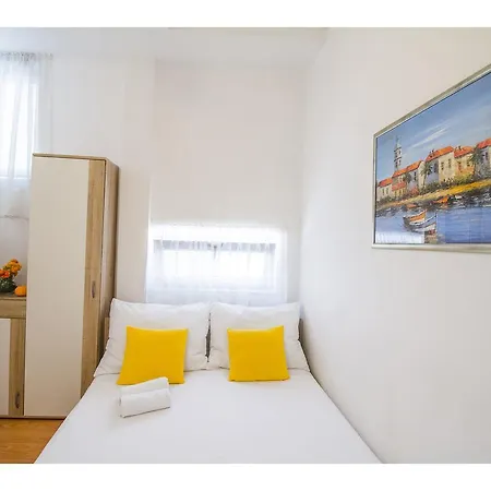 Old Square Apartment