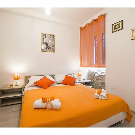 Old Square Apartment Split