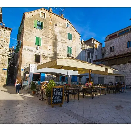 Old Square